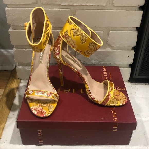 Liliana Gold Floral Print Stilettos- Size 9 - Picture 2 of 11